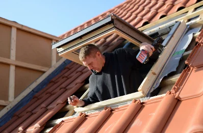 Pose de fenêtres de toit Velux à Voulx